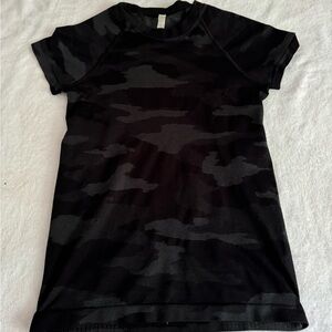Black Camo athleta shirt